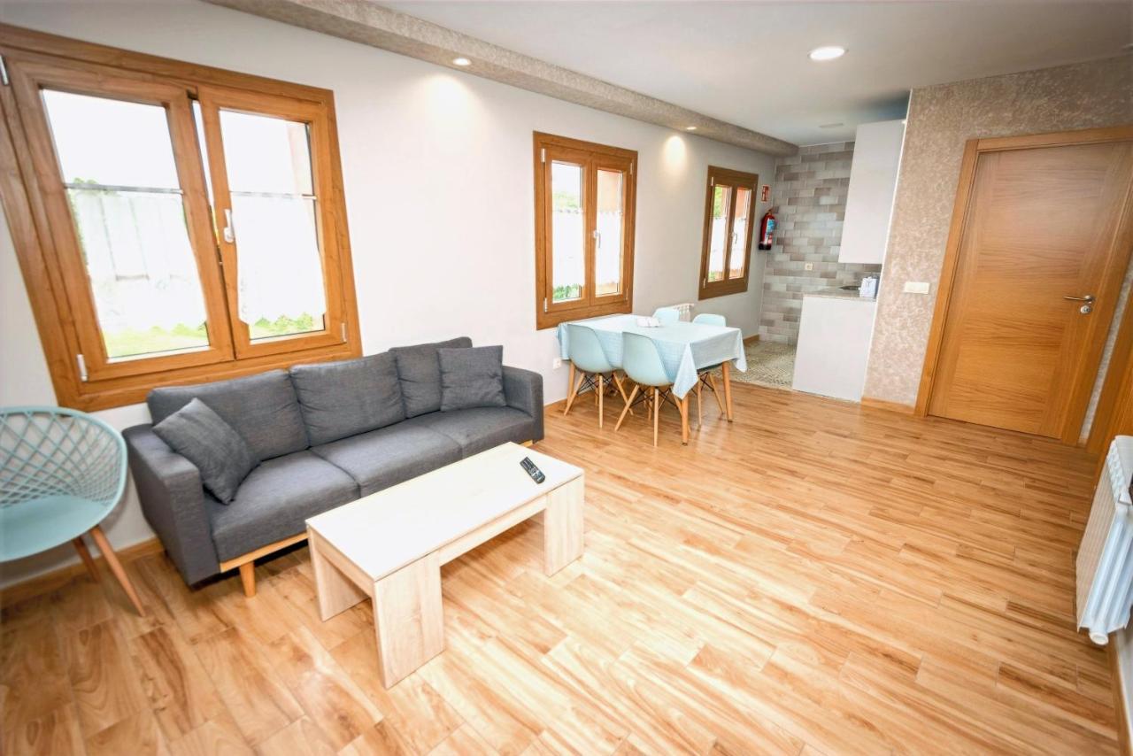 Apartamentos Navalin Tapia De Casariego Exterior foto