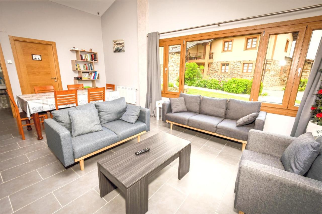 Apartamentos Navalin Tapia De Casariego Exterior foto